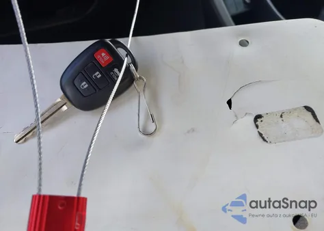 2015 Toyota Corolla Le z USA, uszkodzony, nr VIN 2T1BURHE9FC288925